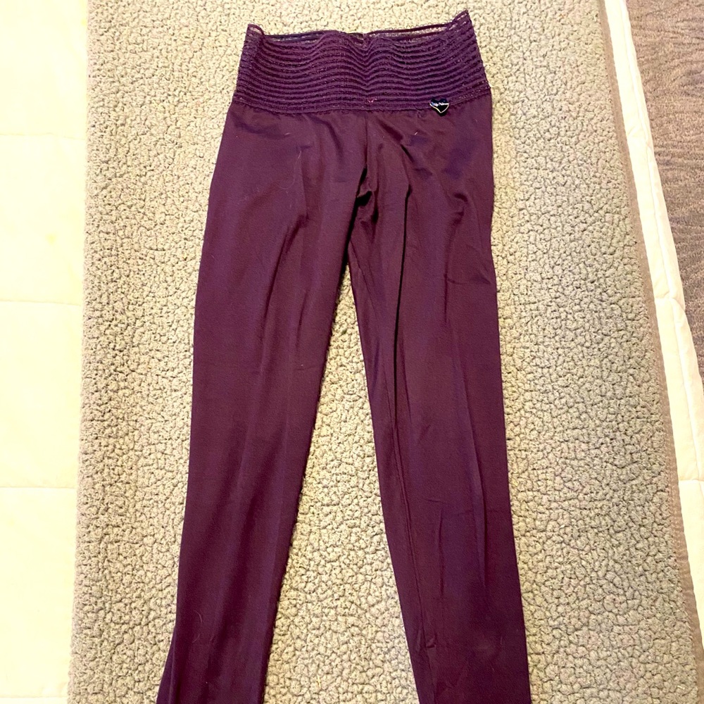 Booty Lounge Scrunch Leggings